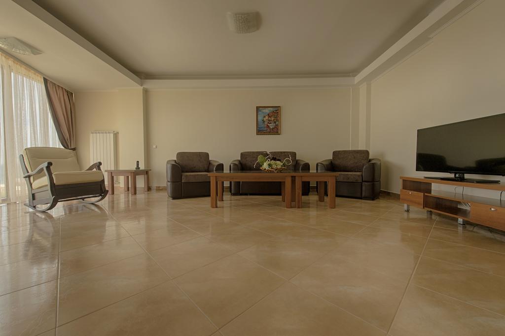 Aparthotel Samali